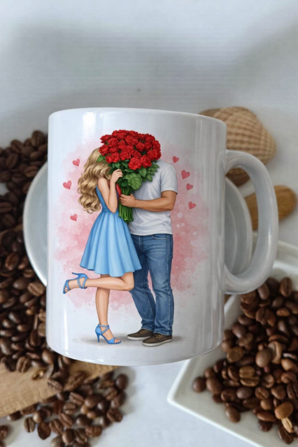 Hrnek - Zamilovaný pár s růžemi (vlastní jména)